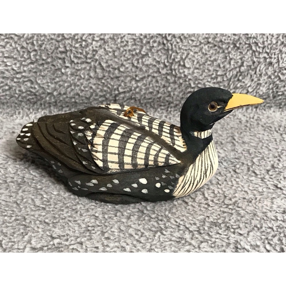 Wooden Hand Painted Duck Decoy Loon Christmas Ornament Holiday‎ Decor